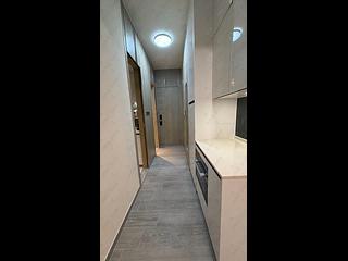 Sai Ying Pun - The Queens 16