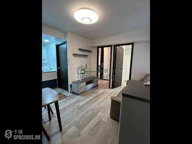 Mid Levels Central - Midland Court 08