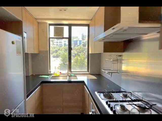 Repulse Bay - South Bay Towers 07