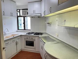 Tai Hang - Ronsdale Garden Block 2 04