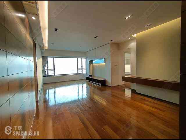 West Kowloon - Sorrento Phase 2 Block 1 01
