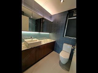 West Kowloon - Sorrento Phase 2 Block 1 03