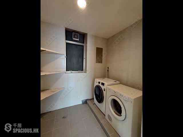 West Kowloon - Sorrento Phase 2 Block 1 04