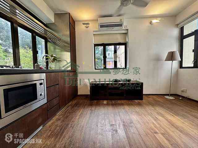 Poho - Silver Jubilee Mansion 03