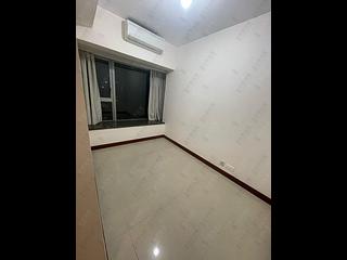 Kennedy Town - The Merton Tower 1 04