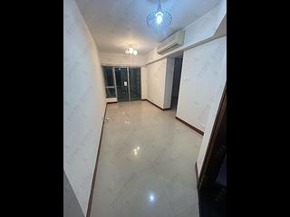 Kennedy Town - The Merton Tower 1 06
