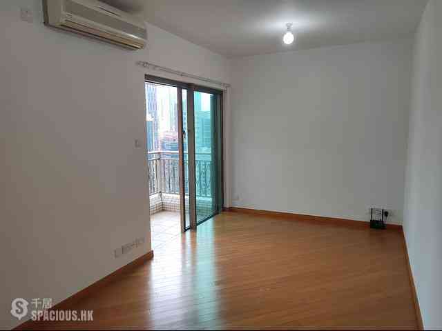 Wan Chai - The Zenith 02