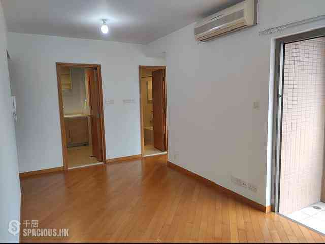 Wan Chai - The Zenith 04