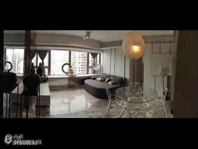 Soho - Centrepoint 02