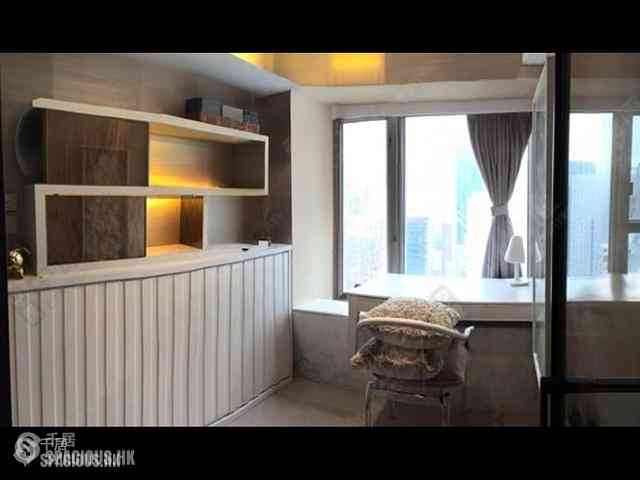 Soho - Centrepoint 06