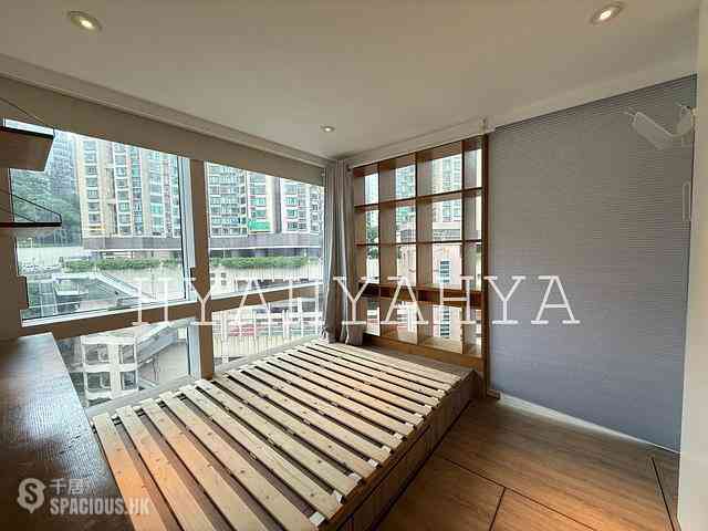 Shek Tong Tsui - Eight South Lane 06