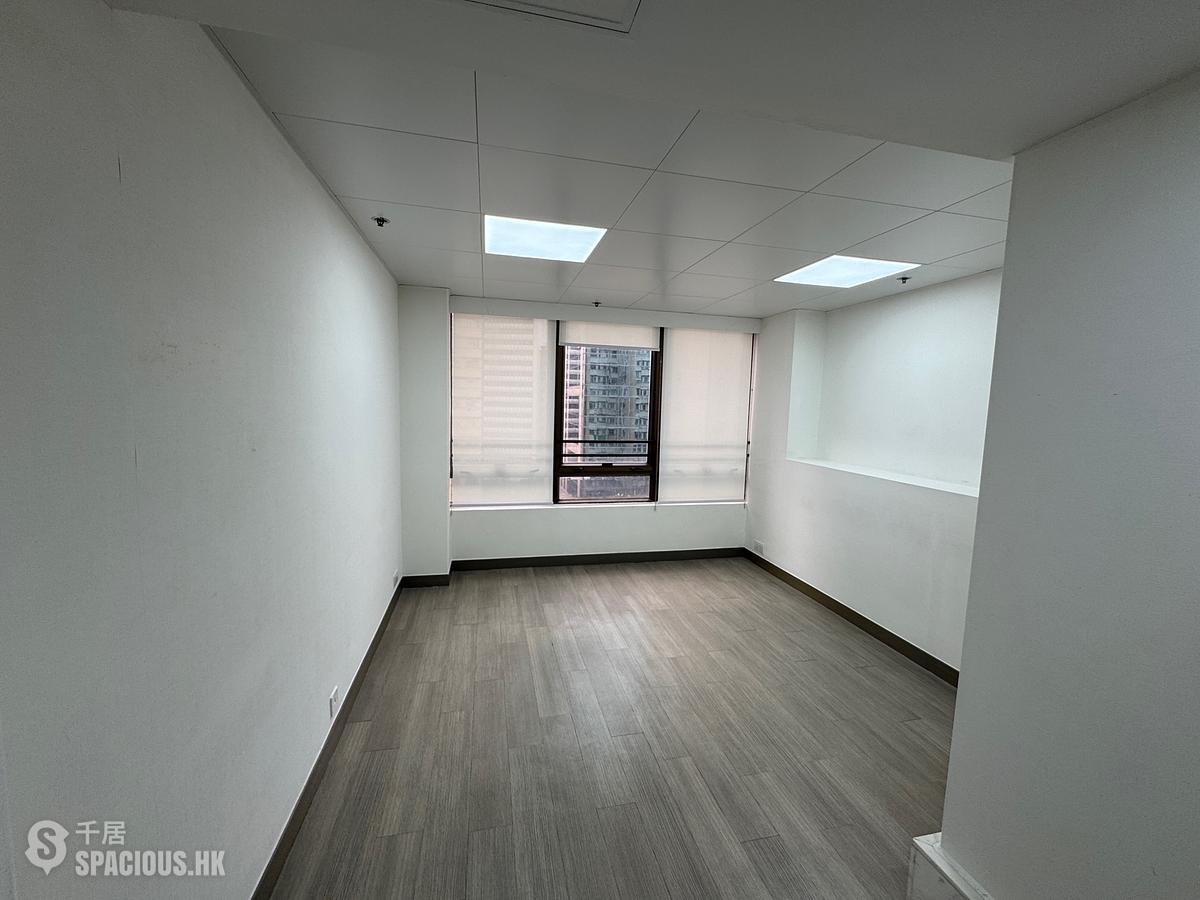 Wan Chai - Lucky Centre 01