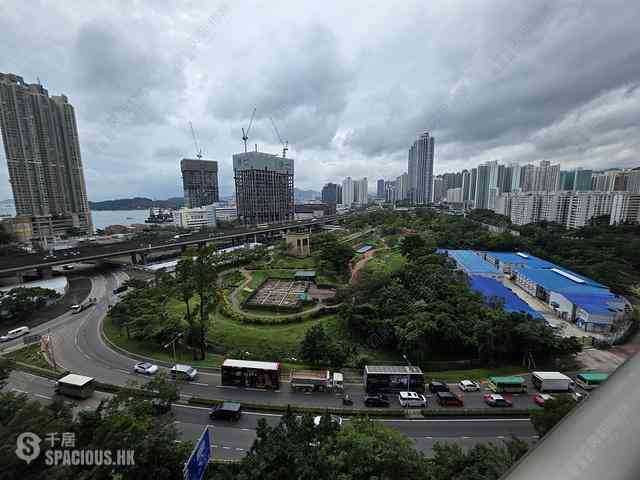 Tai Kok Tsui - Harbour Green 01