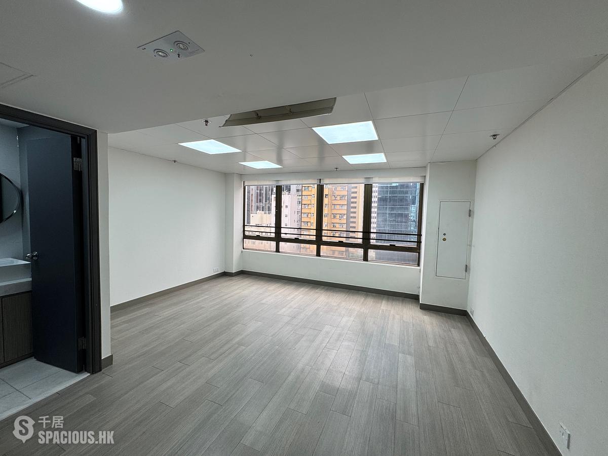Wan Chai - Lucky Centre 01