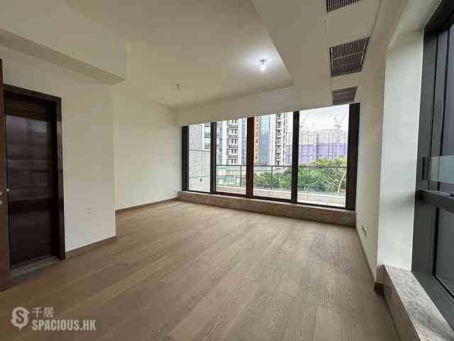 Kam Tin - Crescent Green House 12