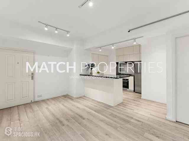 Soho - Caravan Court 02