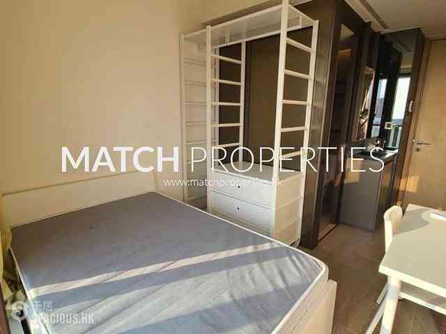 North Point - One Prestige 02