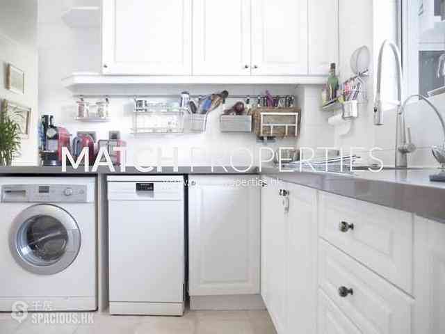 Pok Fu Lam - Four Winds Apartment 11