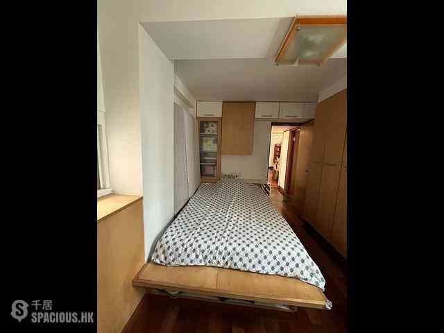 Wan Chai - Phoenix Court Block 2 08