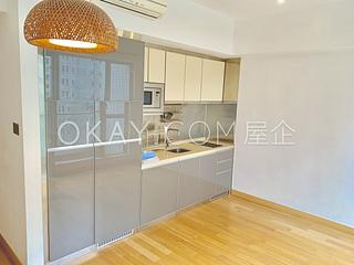 Sai Ying Pun - Island Crest 02