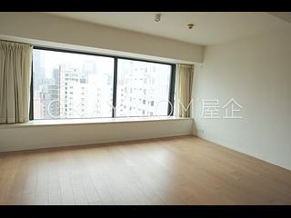 Mid Levels Central - Gramercy 02