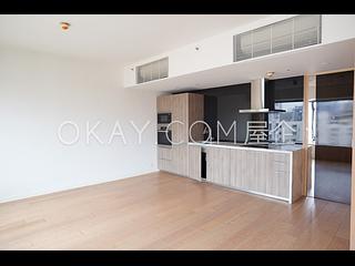 Mid Levels Central - Gramercy 03
