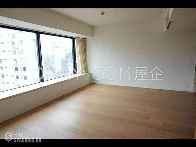 Mid Levels Central - Gramercy 04