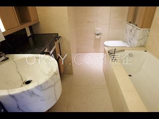 Mid Levels Central - Gramercy 08