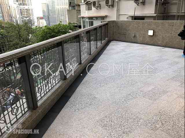 Mid Levels Central - 3, MacDonnell Road 01