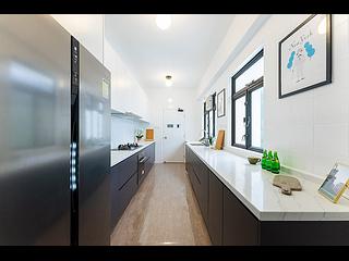 Repulse Bay - Repulse Bay Apartments 06