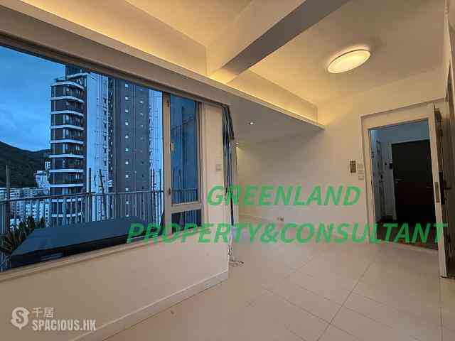 Happy Valley - Cheerful Court 03