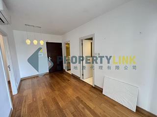 Soho - Centrestage 05