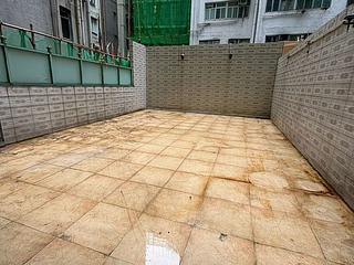 Wan Chai - Cheong Ip Building 02