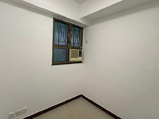 Wan Chai - Cheong Ip Building 03