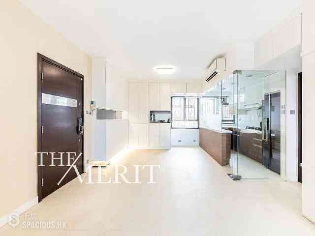 Mid Levels Central - Robinson Heights 03