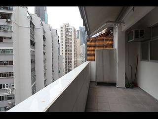 Wan Chai - Everwin Mansion 02