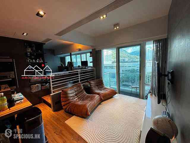 Tung Chung - Coastal Skyline Phase 4 Le Bleu Deux Block 2 01