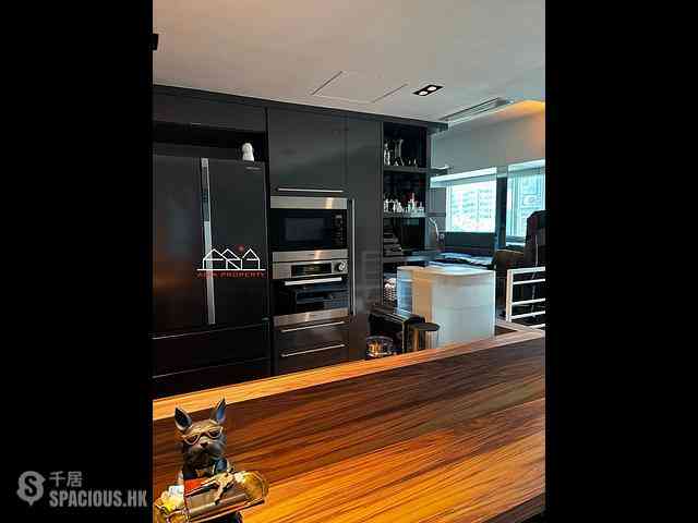 Tung Chung - Coastal Skyline Phase 4 Le Bleu Deux Block 2 08