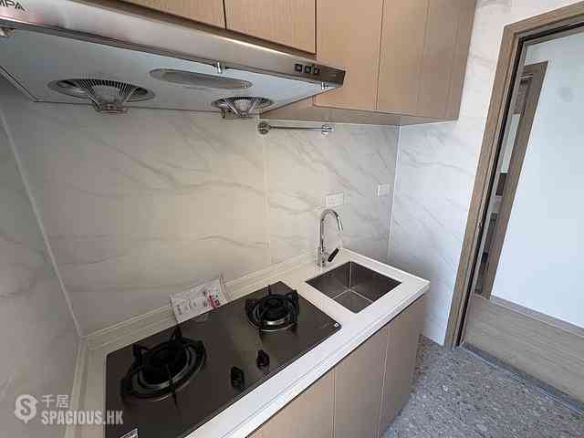 Kennedy Town - Centenary Mansion Block 2 14