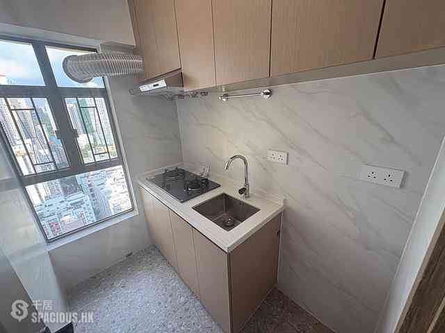 Kennedy Town - Centenary Mansion Block 2 16