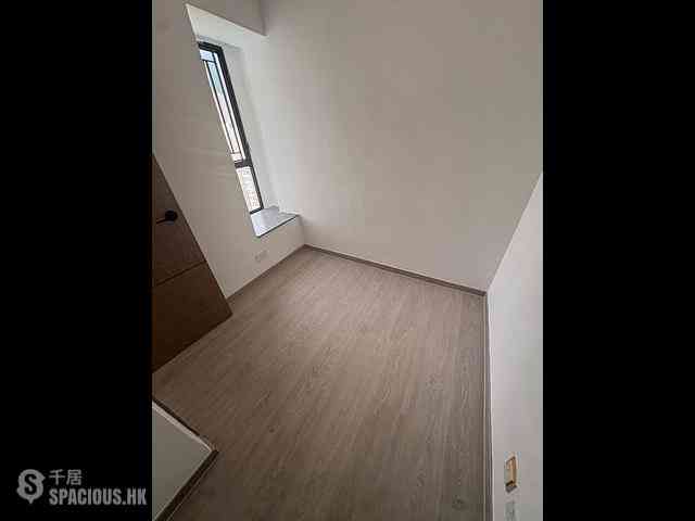 Kennedy Town - Centenary Mansion Block 2 17