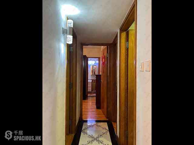 Central - Hollywood Terrace 07
