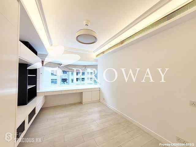 Mid Levels Central - Estoril Court 10