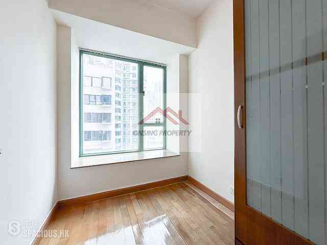 Sai Ying Pun - Bon-Point 08