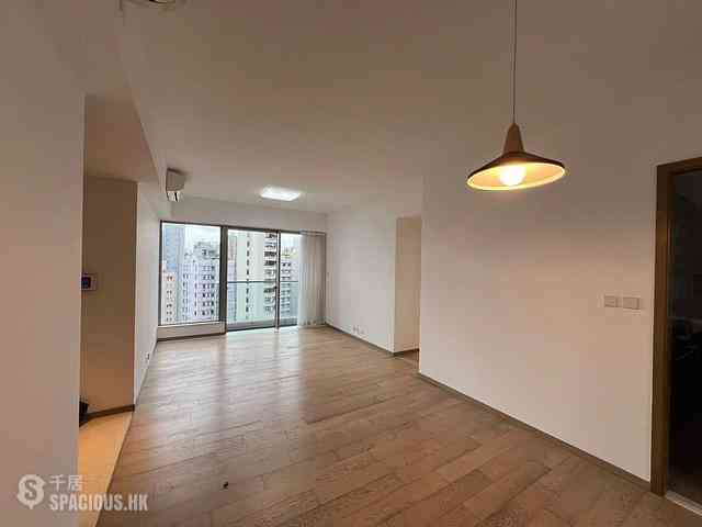 Sai Ying Pun - The Summa Block 1 08