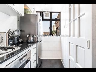 Mid Levels Central - Robinson Heights Block 1 12