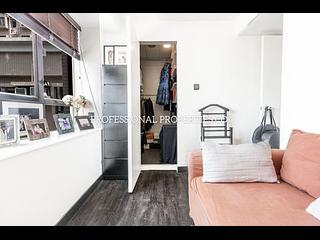 Mid Levels Central - Robinson Heights Block 1 25