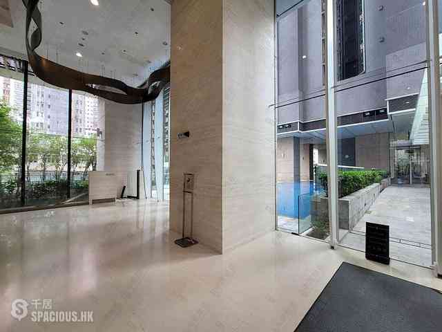 Sai Ying Pun - Island Crest Block 1 03