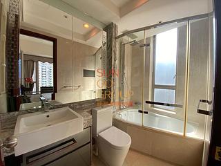 Wan Chai - The Avenue 05