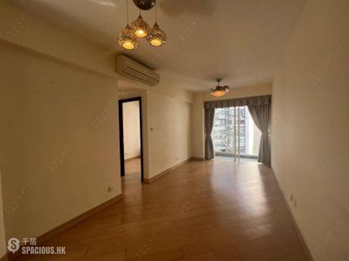 Mid Levels Central - The Icon 01